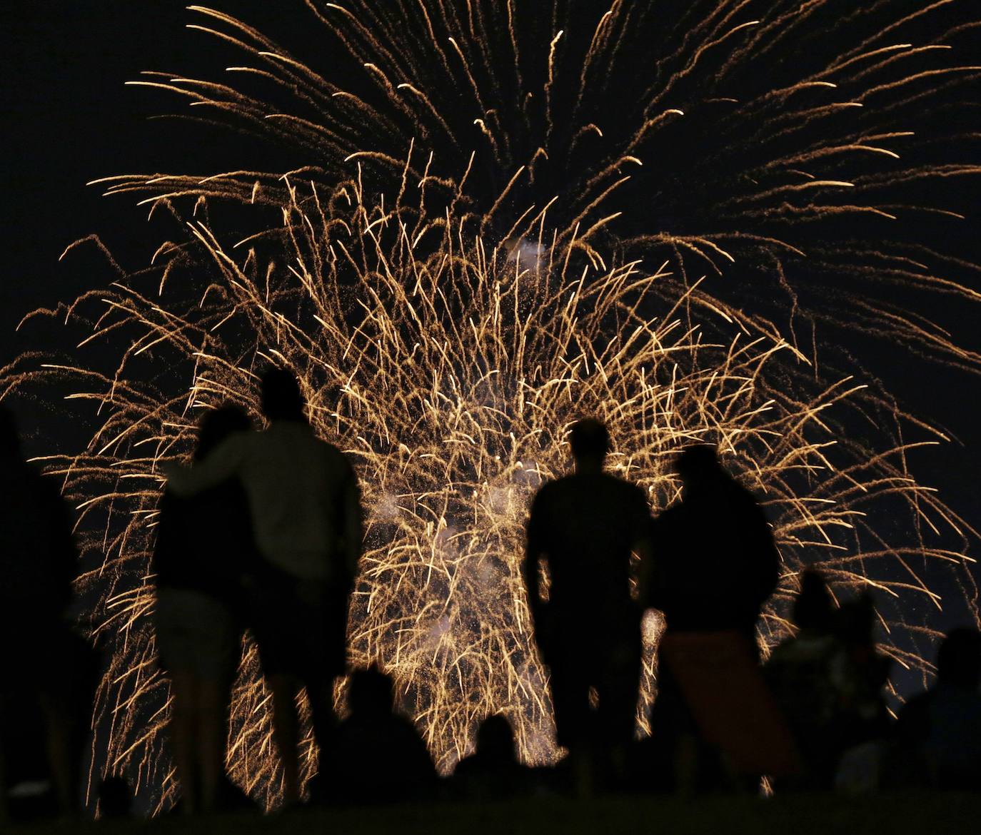 pueblos-en-fiestas-agosto-alfara-del-patriarca-celebra-sus-fiestas